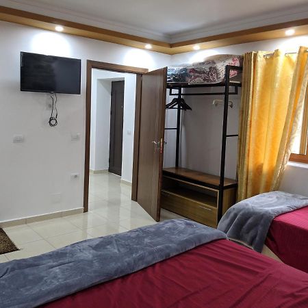 Guesthouse Alvi Përmet Esterno foto